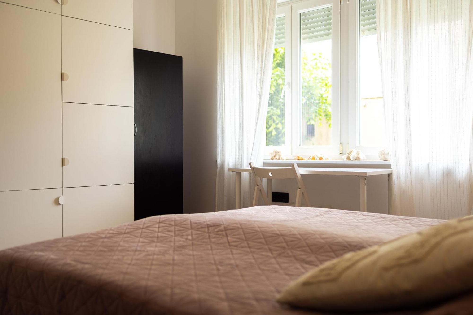 Large Two Bedroom Family App - Free Parking Liubliana Exterior foto